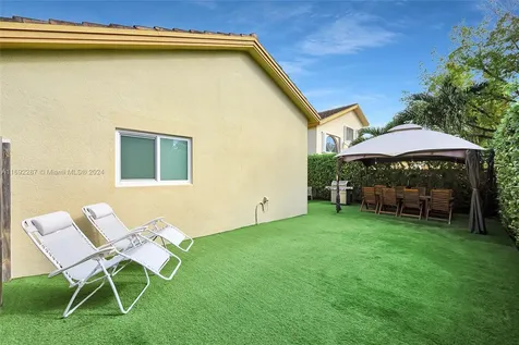 9926 NW 30th Street Doral FL 33172