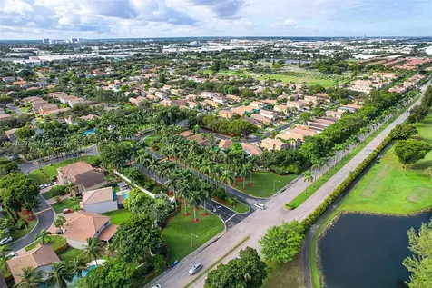 9926 NW 30th Street Doral FL 33172