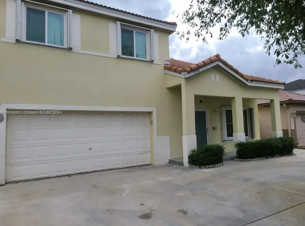 15766 SW 74th Street Miami FL 33193
