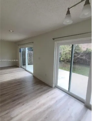15766 SW 74th Street Miami FL 33193