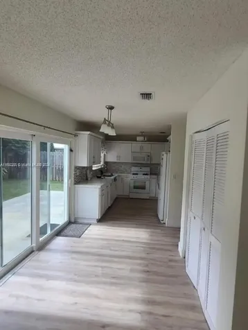 15766 SW 74th Street Miami FL 33193