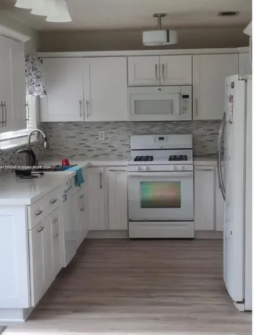 15766 SW 74th Street Miami FL 33193