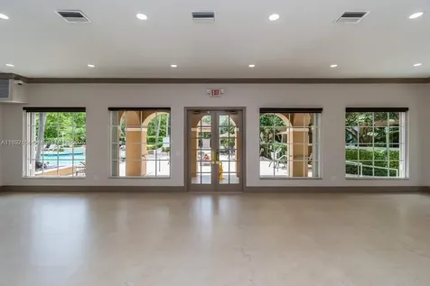 19999 E Country Club Drive Aventura FL 33180