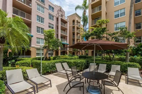 19999 E Country Club Drive Aventura FL 33180