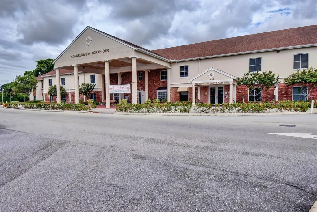 34 Mansfield A Boca Raton FL 33434