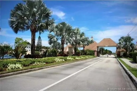 34 Mansfield A Boca Raton FL 33434