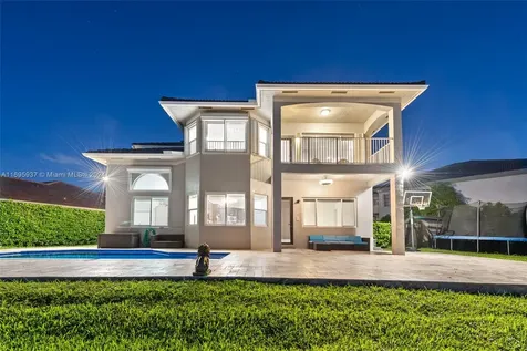3300 SW 194th Terrace Miramar FL 33029