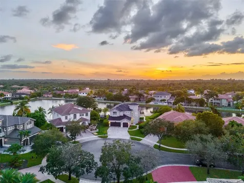 3300 SW 194th Terrace Miramar FL 33029
