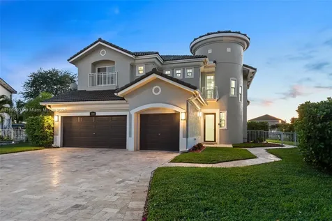 3300 SW 194th Terrace Miramar FL 33029