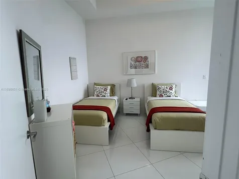 15811 Collins Avenue Sunny Isles Beach FL 33160