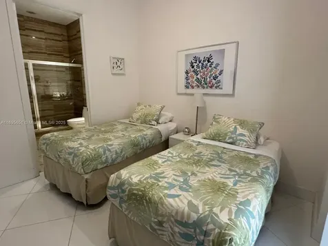 15811 Collins Avenue Sunny Isles Beach FL 33160