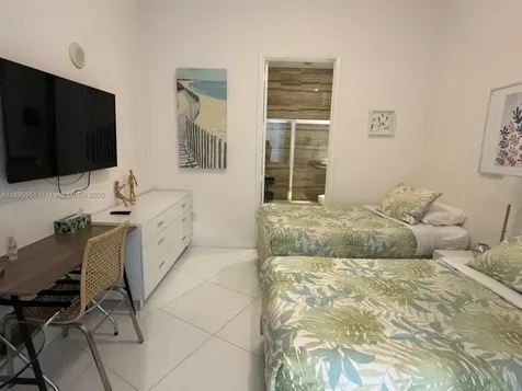15811 Collins Avenue Sunny Isles Beach FL 33160