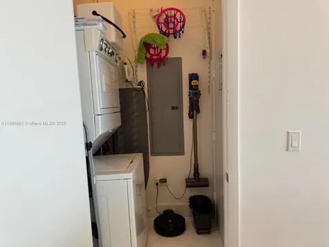 15811 Collins Avenue Sunny Isles Beach FL 33160