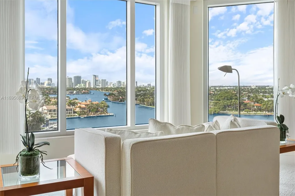 3055 Harbor Drive Fort Lauderdale FL 33316