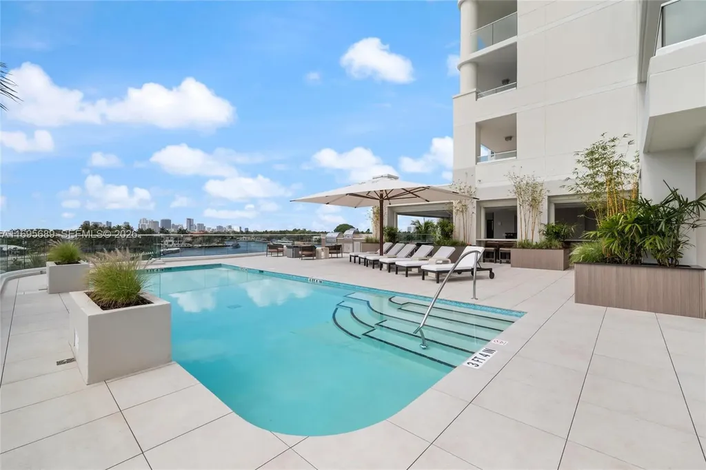 3055 Harbor Drive Fort Lauderdale FL 33316