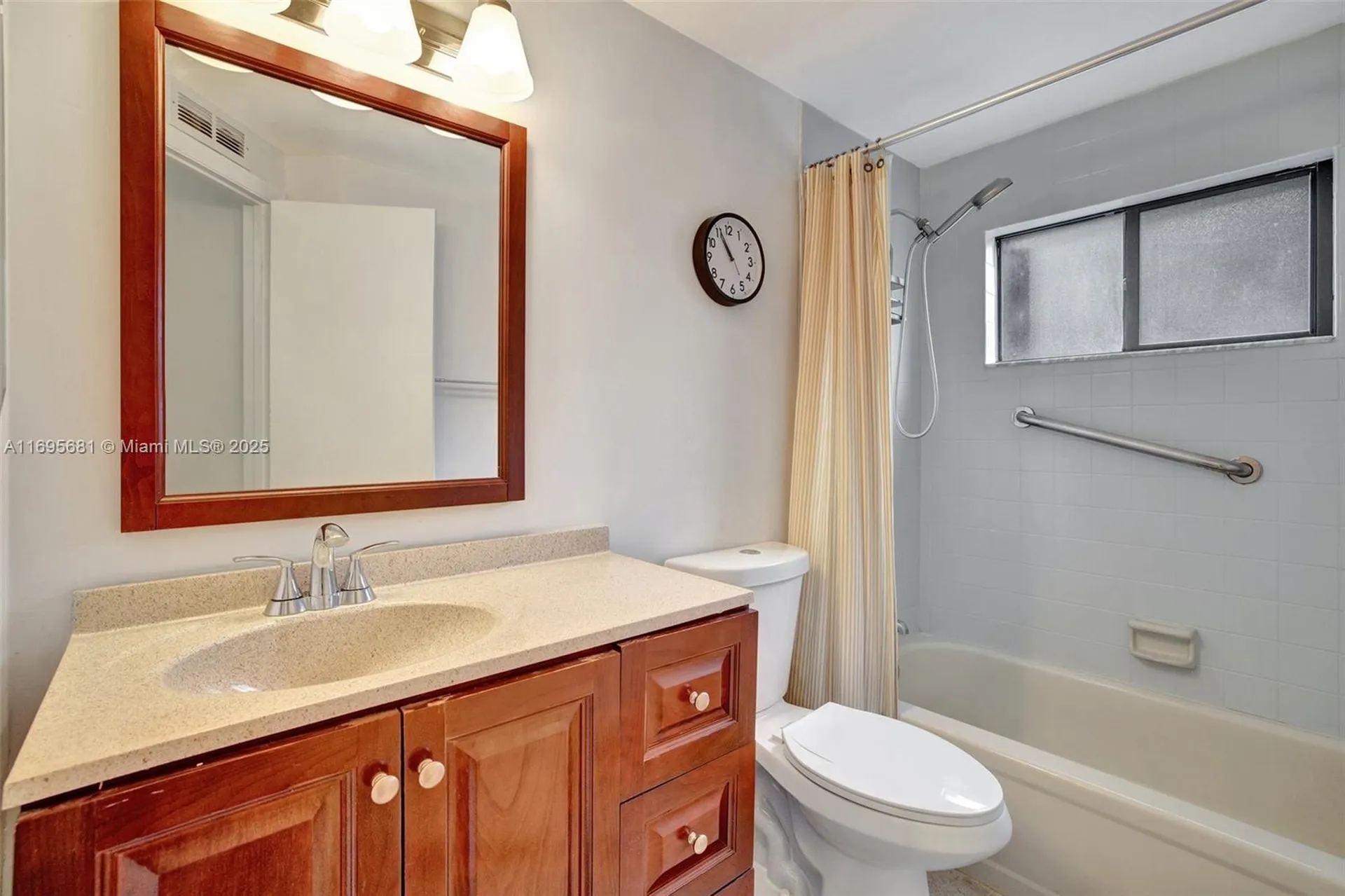 93 NE 17th Court Fort Lauderdale FL 33305