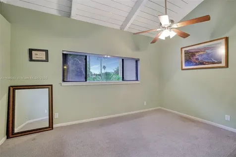 93 NE 17th Court Fort Lauderdale FL 33305