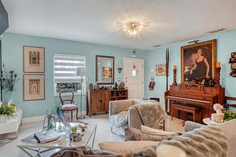 1900 SW 21st Avenue Miami FL 33145