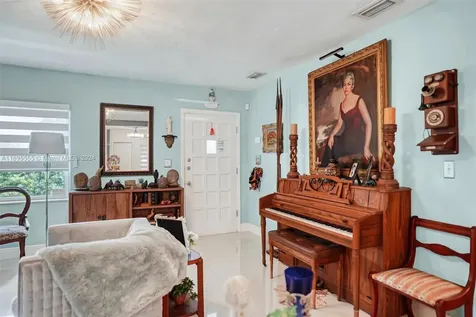 1900 SW 21st Avenue Miami FL 33145