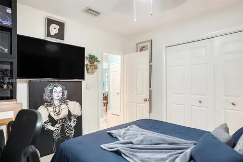 1900 SW 21st Avenue Miami FL 33145