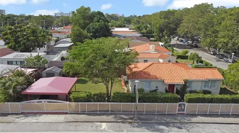 1900 SW 21st Avenue Miami FL 33145