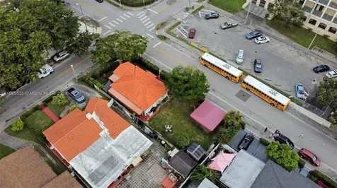1900 SW 21st Avenue Miami FL 33145