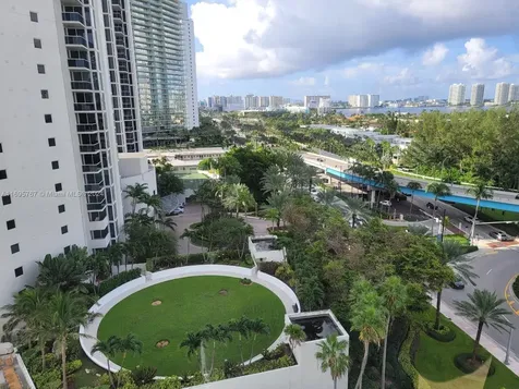 19201 Collins Avenue Sunny Isles Beach FL 33160