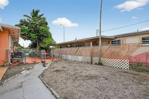 500 E 30th Street Hialeah FL 33013
