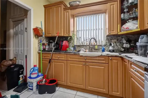 500 E 30th Street Hialeah FL 33013