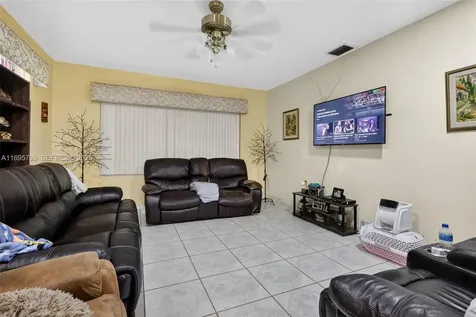 500 E 30th Street Hialeah FL 33013