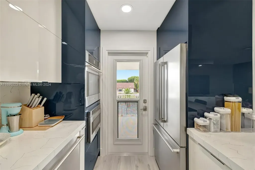 2866 NE 30th Street Fort Lauderdale FL 33306