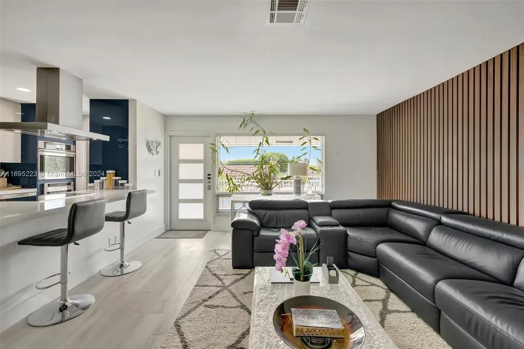 2866 NE 30th Street Fort Lauderdale FL 33306