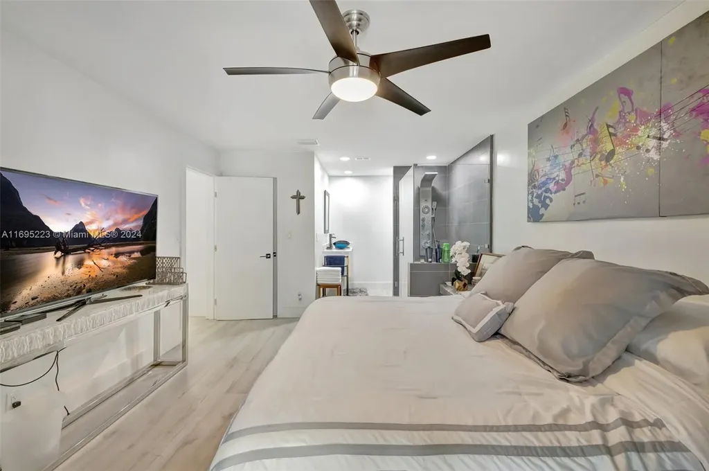 2866 NE 30th Street Fort Lauderdale FL 33306