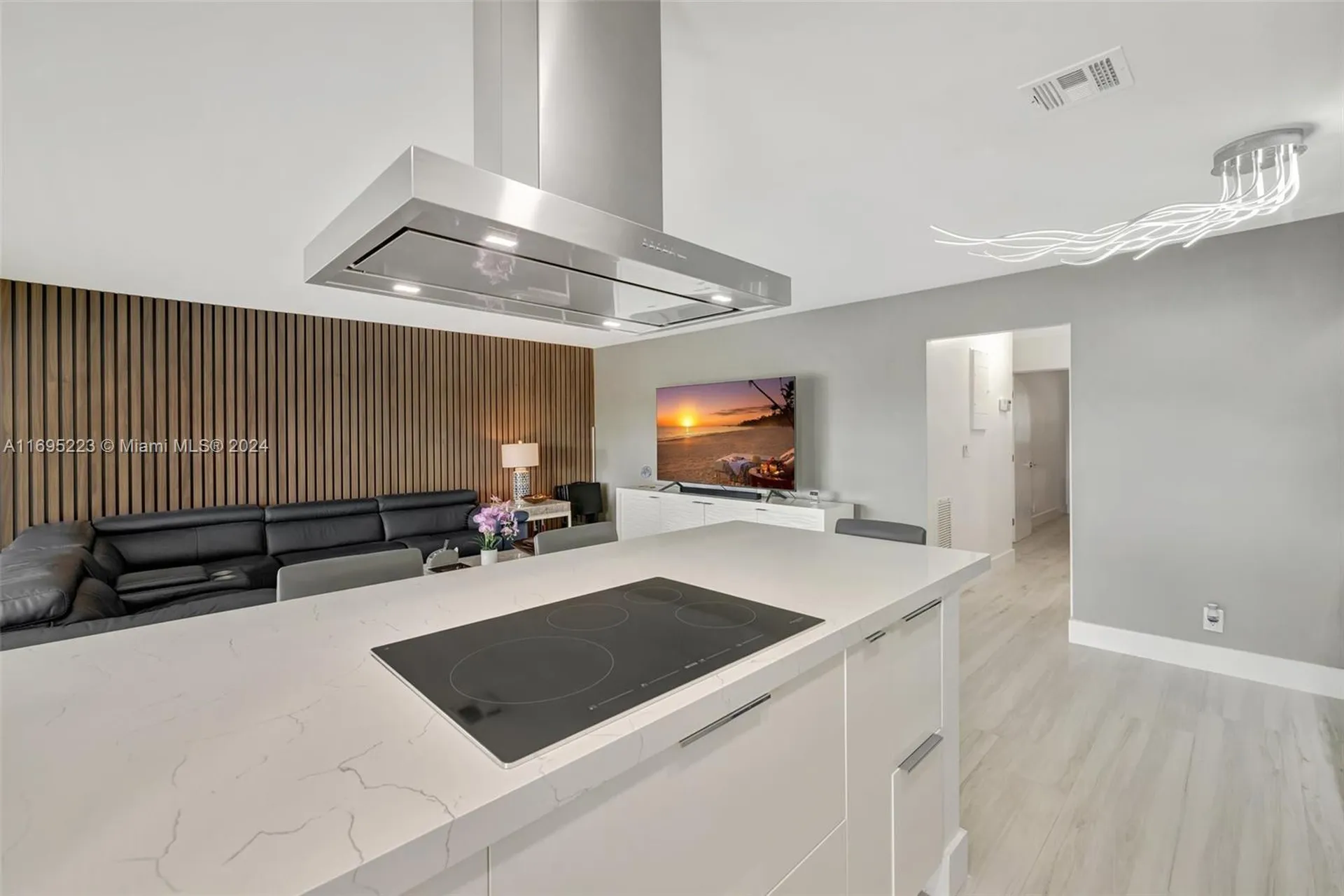 2866 NE 30th Street Fort Lauderdale FL 33306