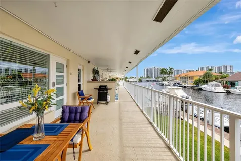 2866 NE 30th Street Fort Lauderdale FL 33306