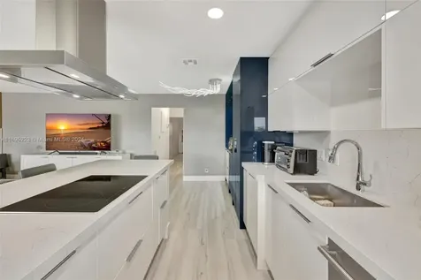 2866 NE 30th Street Fort Lauderdale FL 33306