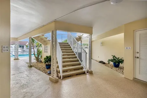 2866 NE 30th Street Fort Lauderdale FL 33306