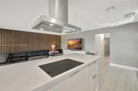 2866 NE 30th Street Fort Lauderdale FL 33306