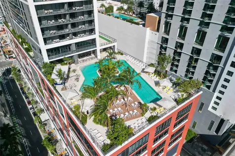 159 NE 6th Street Miami FL 33132