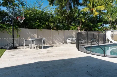 21120 NE 22nd Court Miami FL 33180