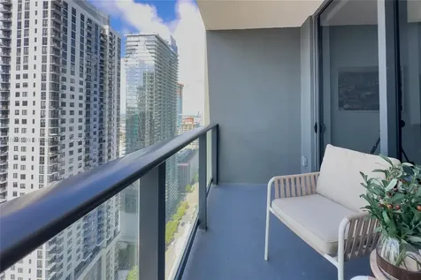 159 NE 6th Street Miami FL 33132