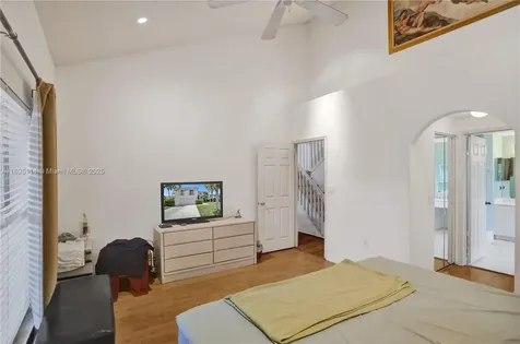 15970 SW 72nd Terrace Miami FL 33193