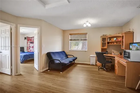 15970 SW 72nd Terrace Miami FL 33193