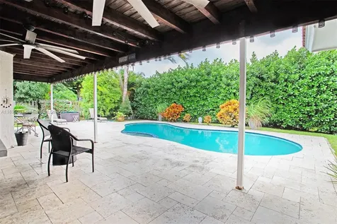 892 NW 83rd Drive Coral Springs FL 33071