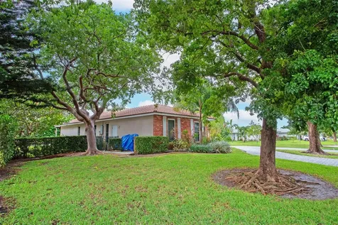 892 NW 83rd Drive Coral Springs FL 33071