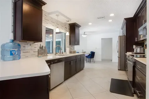 892 NW 83rd Drive Coral Springs FL 33071