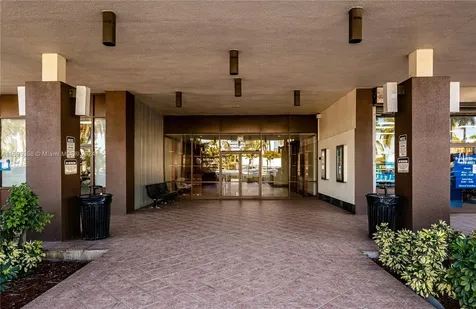 2500 E Hallandale Beach Boulevard Hallandale Beach FL 33009