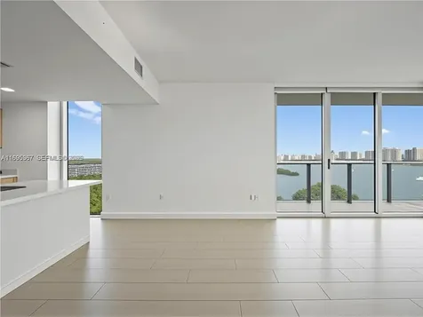 16385 Biscayne Boulevard North Miami Beach FL 33160