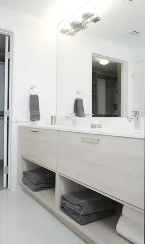 16385 Biscayne Boulevard North Miami Beach FL 33160