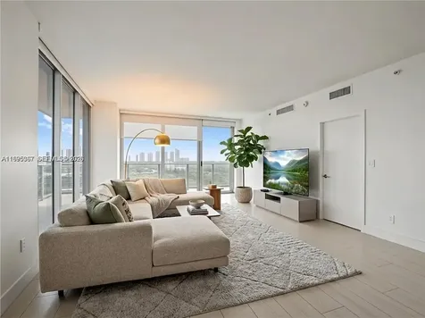 16385 Biscayne Boulevard North Miami Beach FL 33160